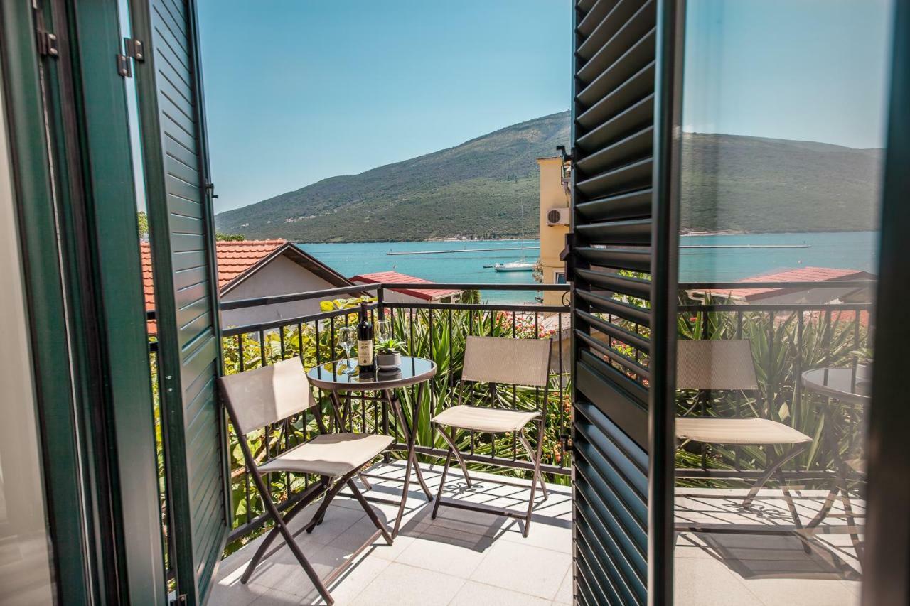 Blue Sea Leilighet Herceg Novi Eksteriør bilde